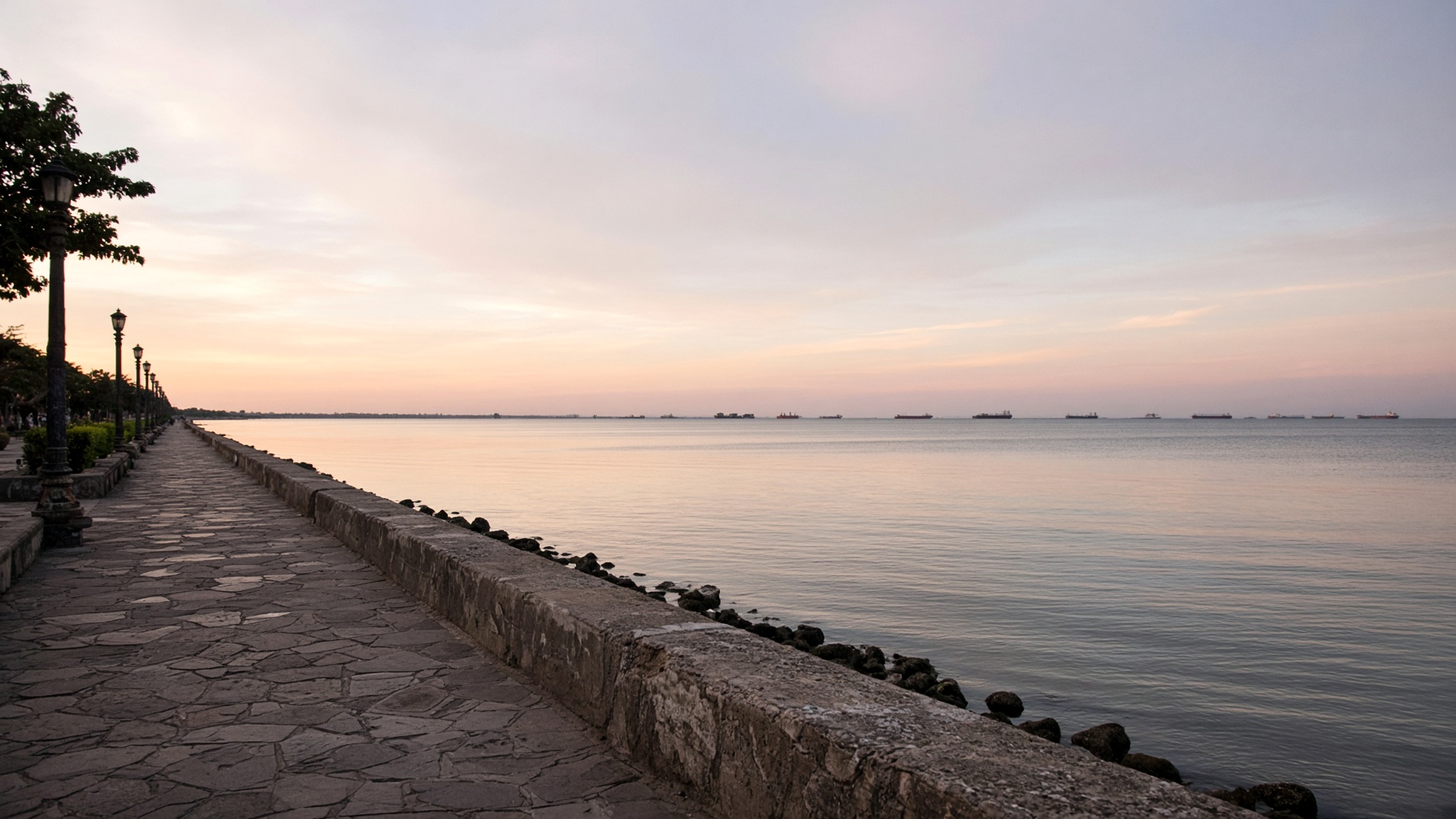 Manila bay desk
